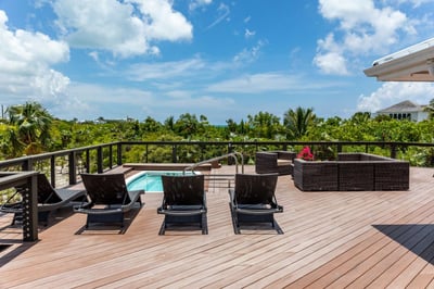 Luxury Villa Photo #4