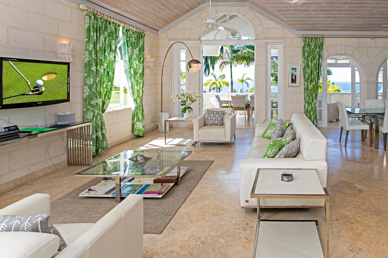 Royal Villa 1 | Swansway