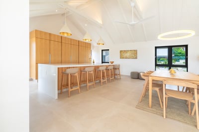 Luxury Villa Photo #13