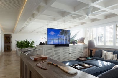Luxury Villa Photo #28
