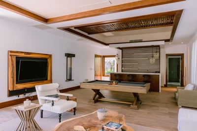 Luxury Villa Photo #39
