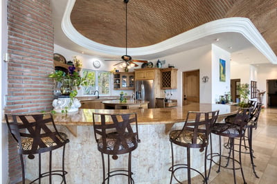 Luxury Villa Photo #32