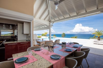 Luxury Villa Photo #17