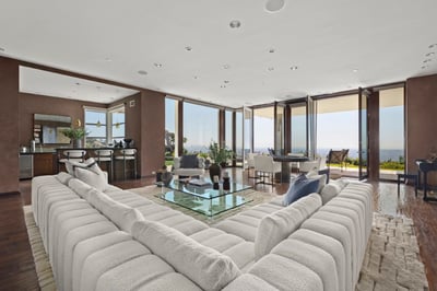 Luxury Villa Photo #12