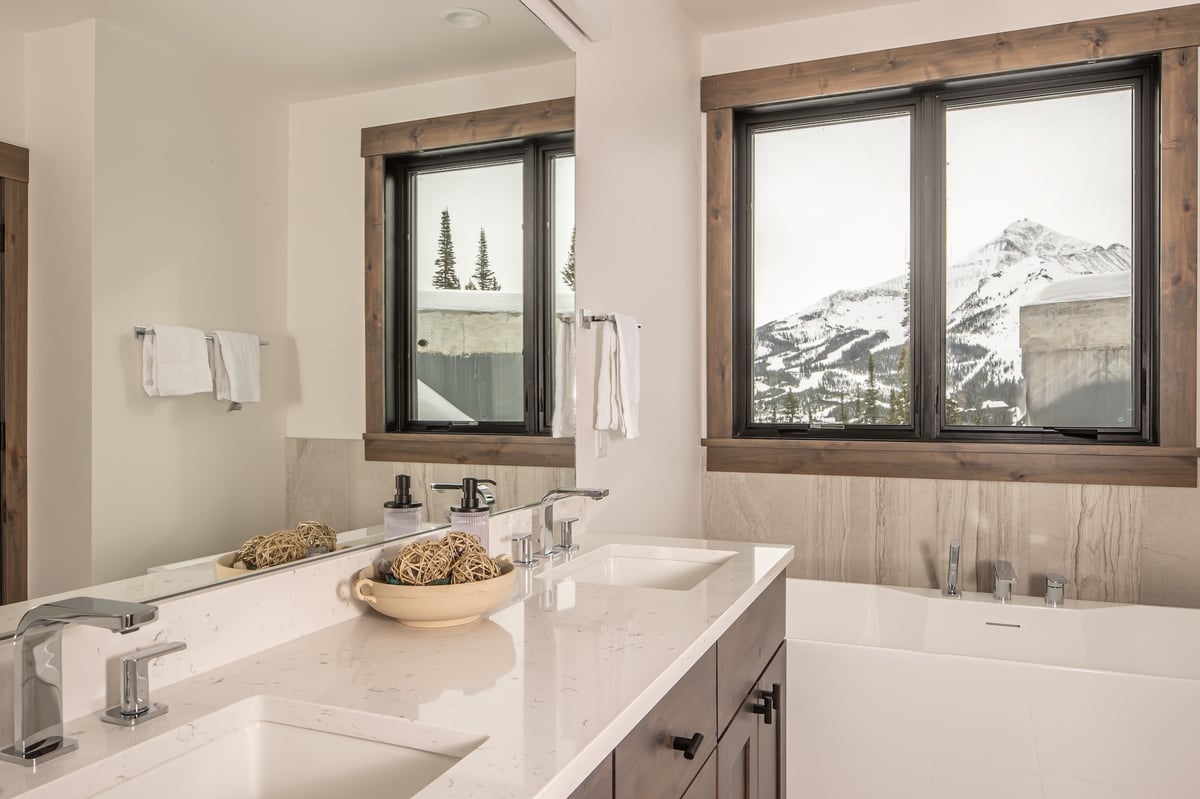 22 Lower Cascade Ridge