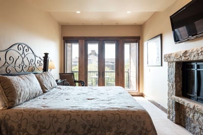 Luxury Villa Photo #15