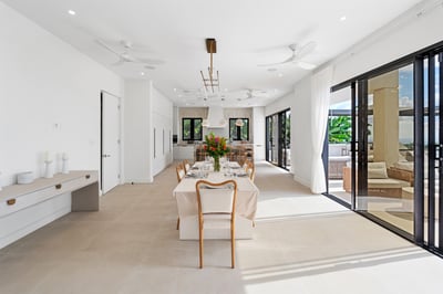 Luxury Villa Photo #8