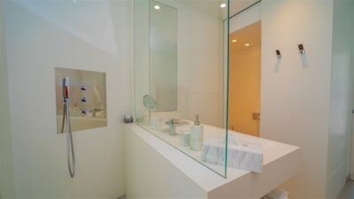 Luxury Villa Photo #51