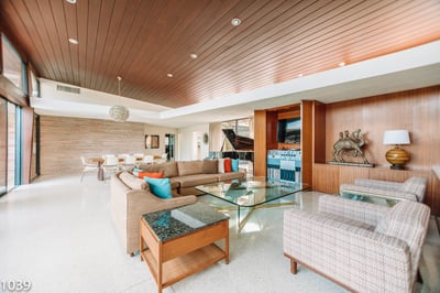 Luxury Villa Photo #14