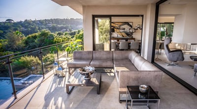 Luxury Villa Photo #9