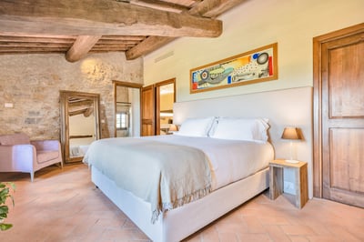 Luxury Villa Photo #36