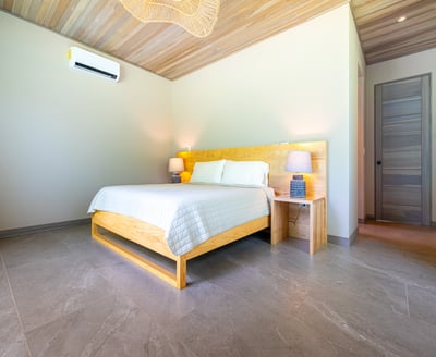 Luxury Villa Photo #31