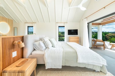 Luxury Villa Photo #17