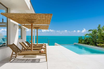 Luxury Villa Photo #4