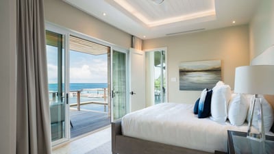 Luxury Villa Photo #10