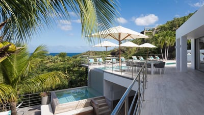 Outdoor Dining Area