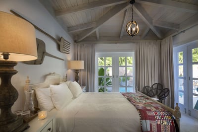 Luxury Villa Photo #15