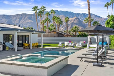 Luxury Villa Photo #3