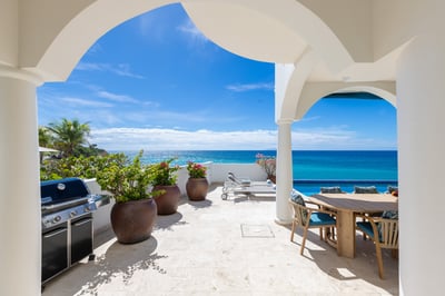 Luxury Villa Photo #5