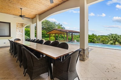 Luxury Villa Photo #14