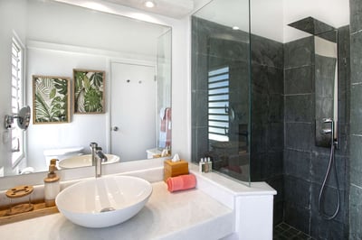 Luxury Villa Photo #25