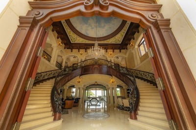 Luxury Villa Photo #28