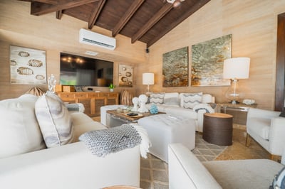 Luxury Villa Photo #64