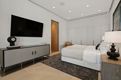 Luxury Villa Photo #60