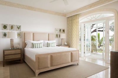 Luxury Villa Photo #40