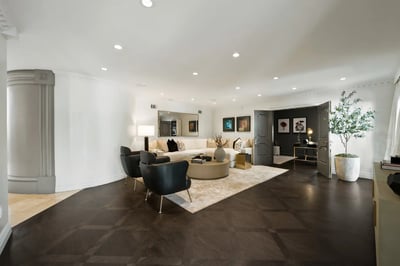 Luxury Villa Photo #17
