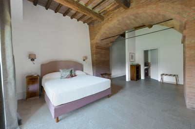 Luxury Villa Photo #26