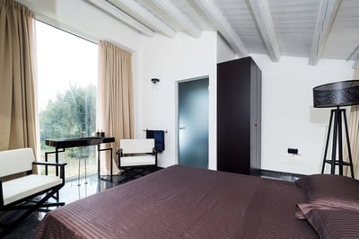 Luxury Villa Photo #43