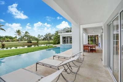 Luxury Villa Photo #5