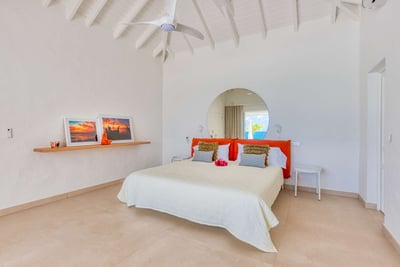 Luxury Villa Photo #19