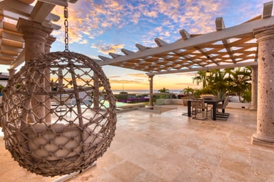 Luxury Villa Photo #12