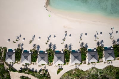 Beachfront Pool Suites - Monck Beach