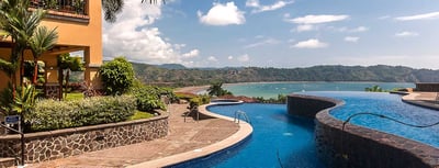 Luxury Villa Photo #37