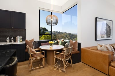 Luxury Villa Photo #18