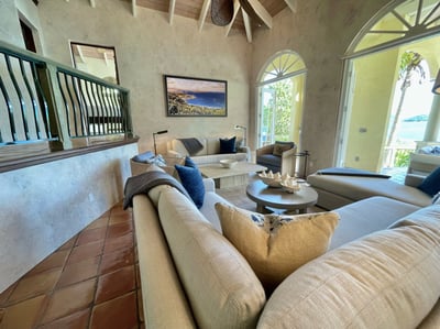 Luxury Villa Photo #24