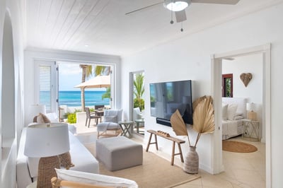 Luxury Villa Photo #5