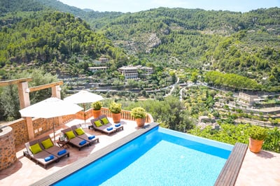 Luxury Villa Photo #4