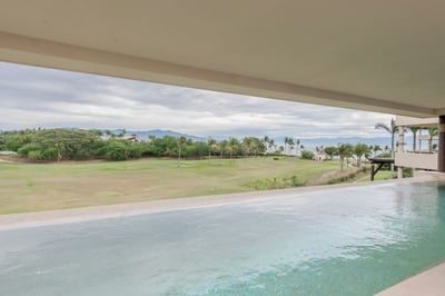 Luxury Villa Photo #3