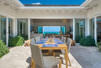 Luxury Villa Photo #6