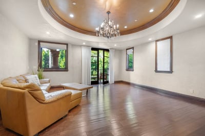Luxury Villa Photo #29