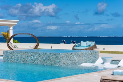 Luxury Villa Photo #8