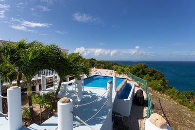 Luxury Villa Photo #10