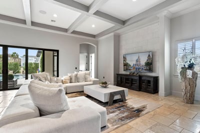 Luxury Villa Photo #17