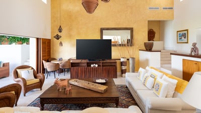 Luxury Villa Photo #7