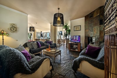 Luxury Villa Photo #15