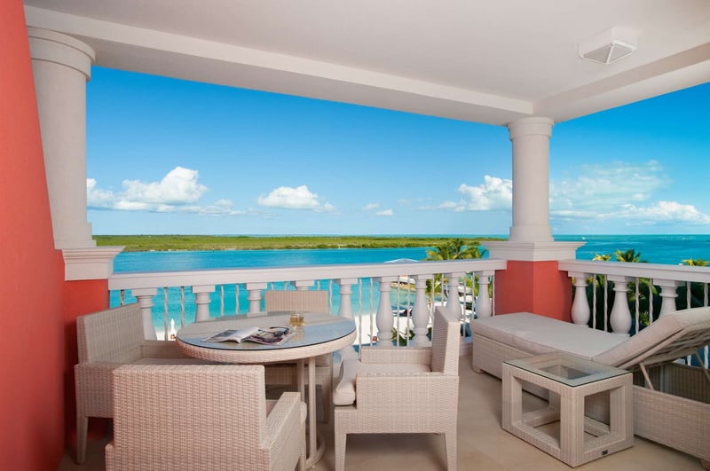 1 BDM Oceanfront Suite at Blue Haven Resort